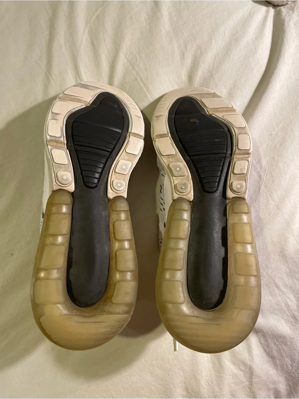 Nike air max 270. Women’s 9.5